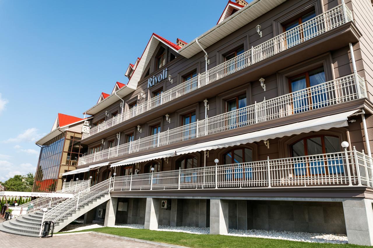 Rivoli Hotel Cernăuți Exterior foto